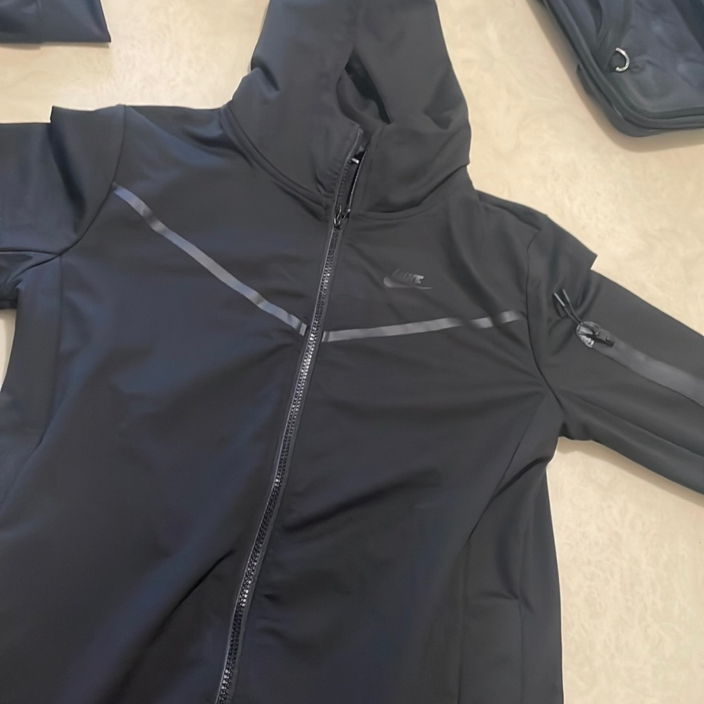 nike tech fit